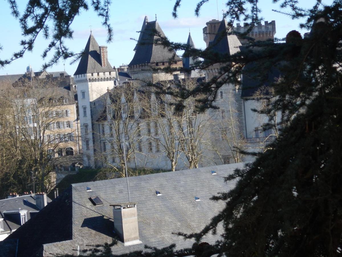 Studio Quartier Chateau - Wifi - Garage Individuel A Cle - Electromenager Complet 波城 外观 照片